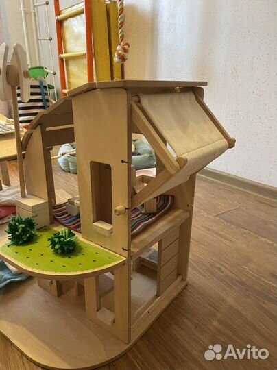 Домик кукольный деревянный двухэтажный