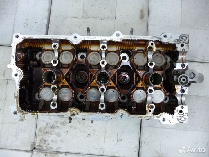 Головка блока цилиндров правая Infiniti Fx S50