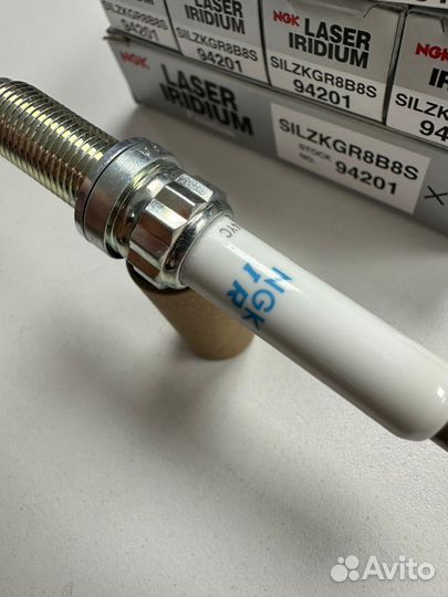 Свеча зажигания NGK 94201 silzkgr8B8S