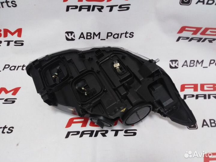 Передняя фара Mercedes W221 рестайл левая S221