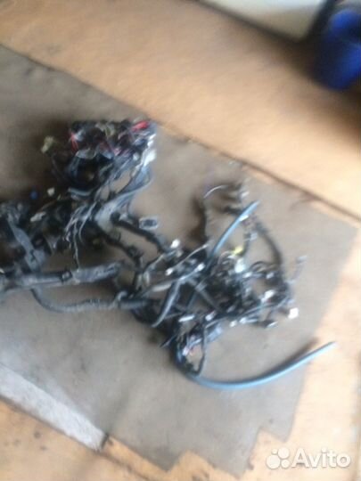 Проводка под капотная тойота королла 150