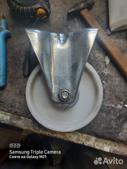 Колеса для промышленных тележек