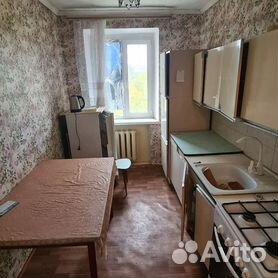 2-к. квартира, 50 м², 5/5 эт.