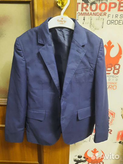 Костюм тройка на рост 110