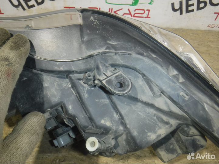 Фара правая Lexus IS 3 (2013-2016) F-Sport