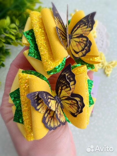 Бантики с бабочками ручной работы