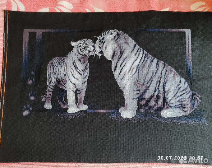 Тигриная любовь вышивка крестом