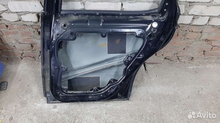 Дверь задняя правая Volvo s40 2