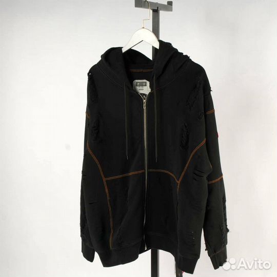 Рваная зипка CavEmpt