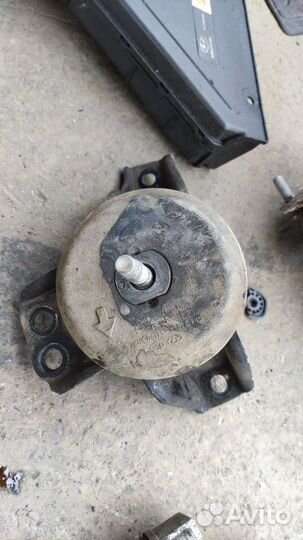 Подушка двигателя Хюндай Санта Фе 4. 10-24. G4KJ