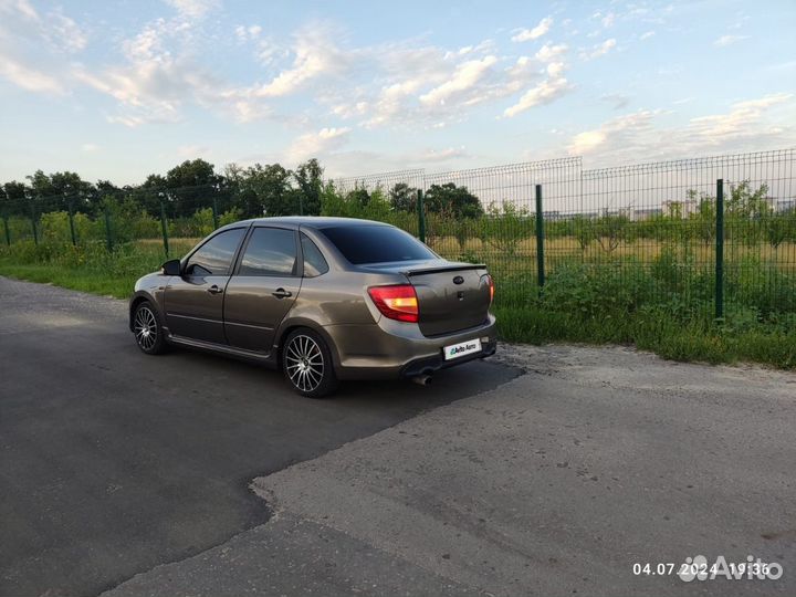 LADA Granta 1.6 МТ, 2016, 132 000 км