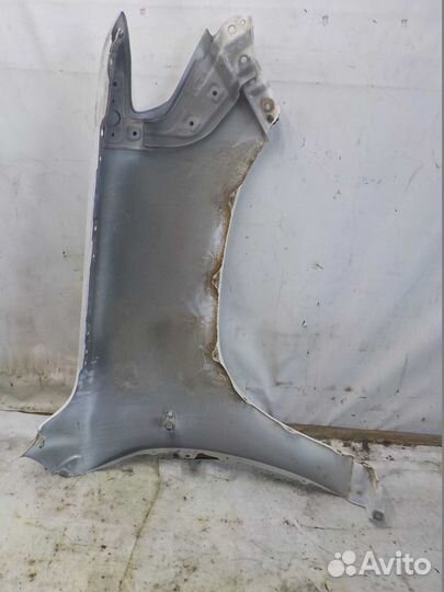 Крыло toyota land cruiser 200 переднее левое