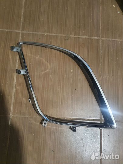 Рамка противотуманной фары Mazda cx-7