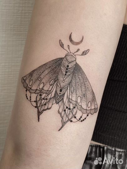 Татуировка в студии