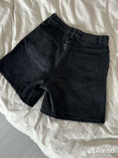 Черные шорты бермуды befree