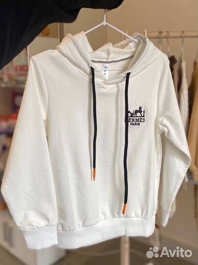 Костюм спортивный