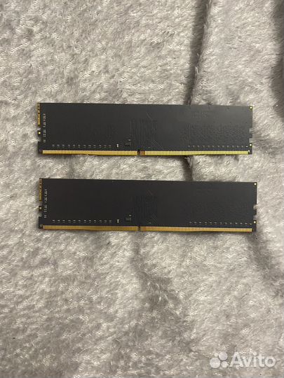 Оперативная память ddr4 2x8gb 2400 AMD memory