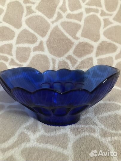 Вазы из цветного стекла