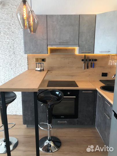 Кухня с барной стойкой (реальная цена)кс07 15128