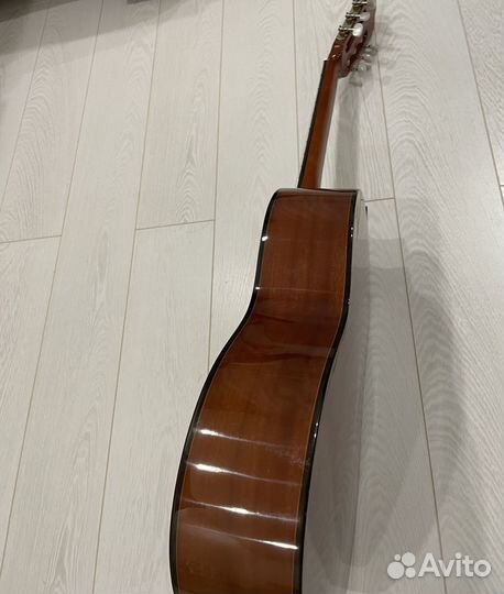 Гитара классическая 6 струнная