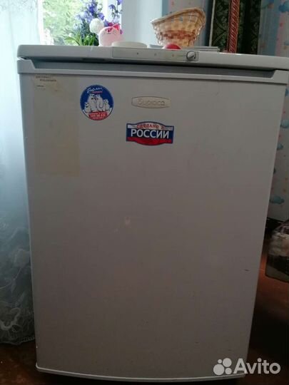 Бу маленький морозильник, все отсеки морозильные