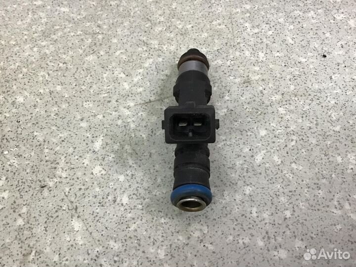 Форсунка инжекторная электрическая Renault Logan 2