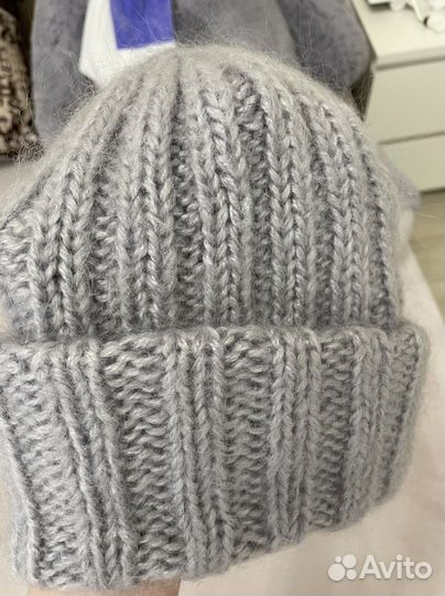 Женская шапка