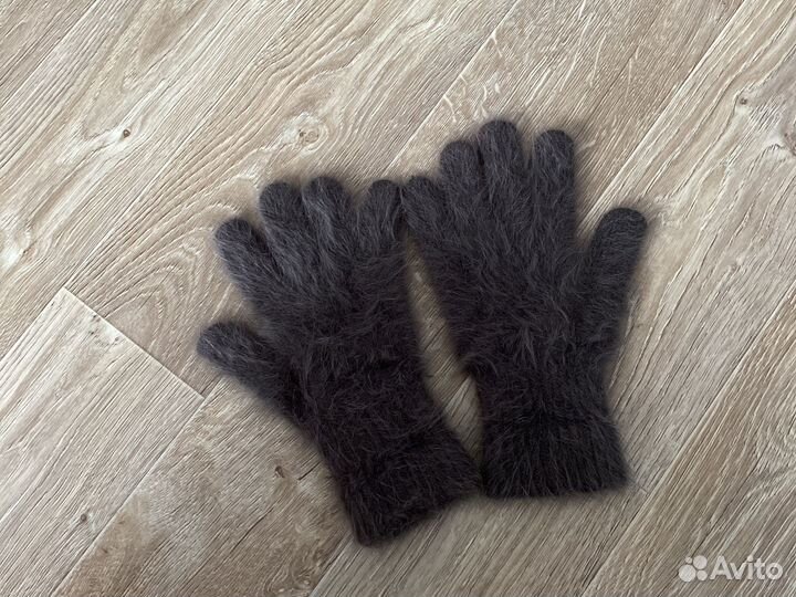 Перчатки серые из ангоры новые