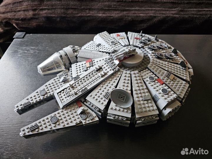 Lego Star Wars 7965 Сокол Тысячелетия