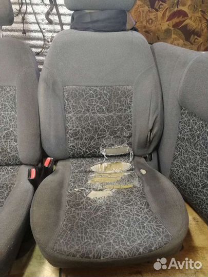 Сиденья передние Chevrolet Lanos