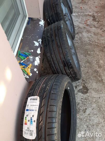 Nokian Tyres Nordman SZ2 225/55 R17