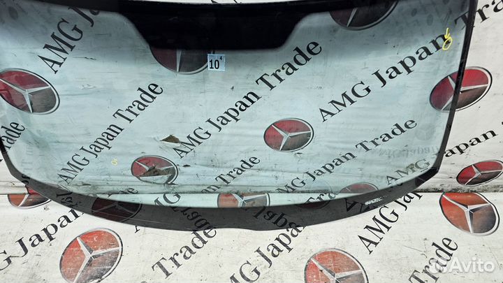 Лобовое стекло на Mercedes-Benz W210