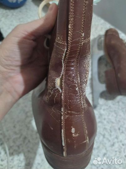 Коньки хоккейные