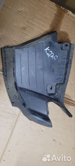 Пыльник радиатора Volvo Xc60 2015Г