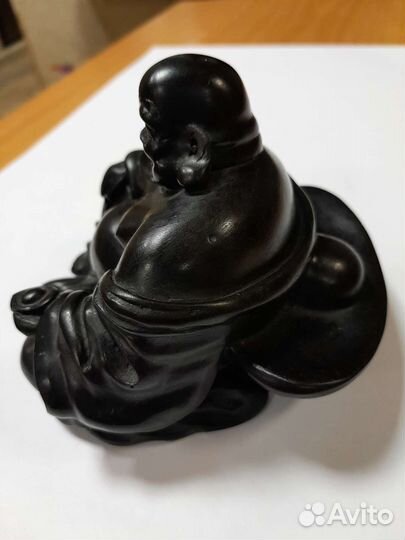 Статуэтка будды