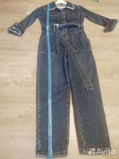 Джинсовый женский комбинезон