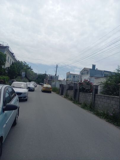 Комната 20 м² в 3-к., 1/2 эт.