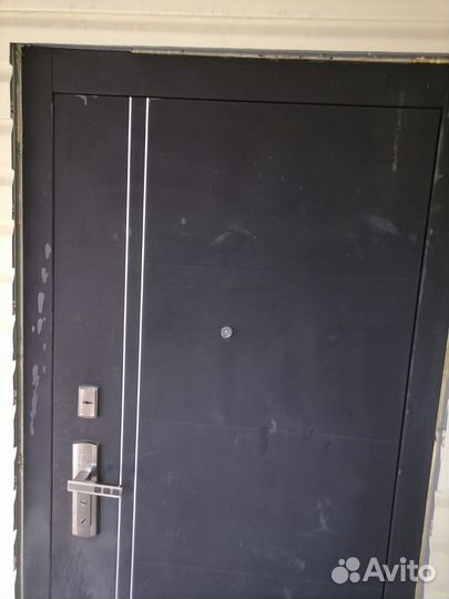 Дверь входная металлическая уличная