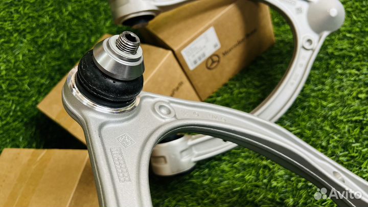 Рычаг поперечный Mercedes A2053305501,A2053305601