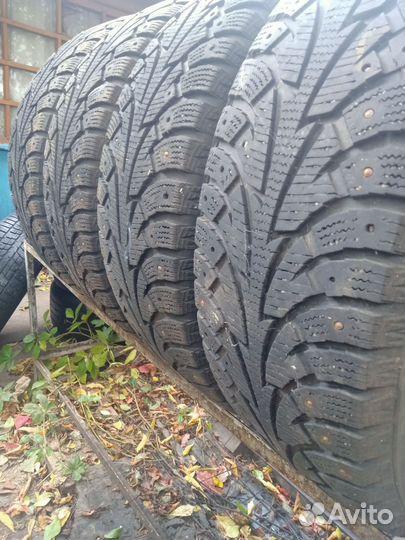 Hankook Winter I'Pike W409 225/60 R17