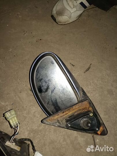 Зеркало правое Hyundai Lantra 2