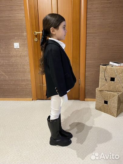 Пиджак и сапоги для девочки