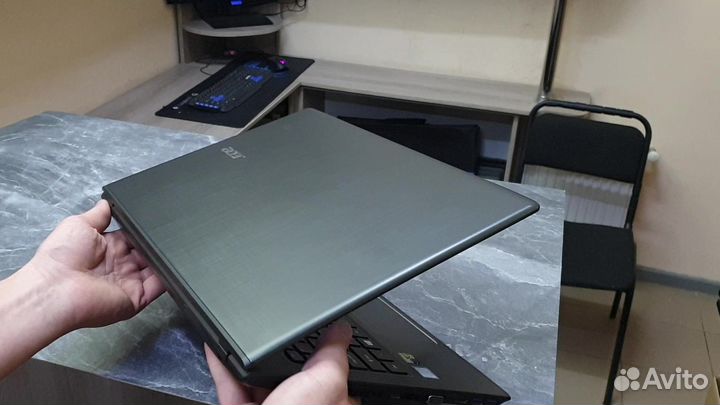 Ноутбук Acer (мощный, под игры, GTX видеокарта )