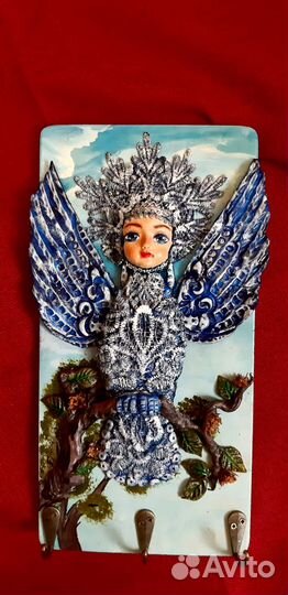 Ключница птица счастья