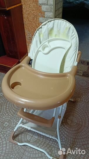 Стульчик для кормления lorelli