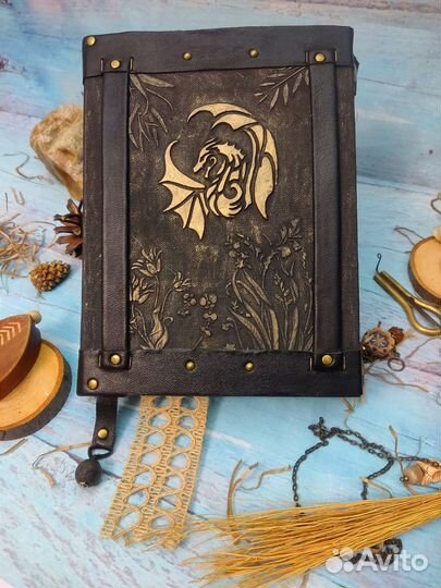 Гримуар Дракон, ручной работы