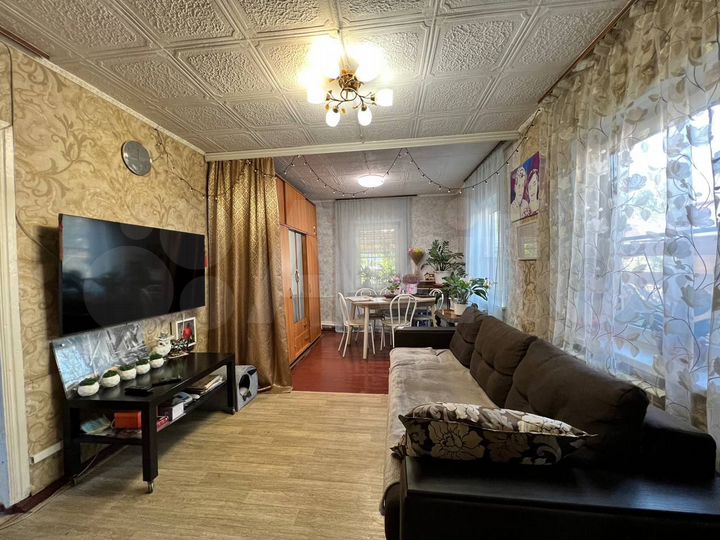 Дом 32,6 м² на участке 1,4 сот.