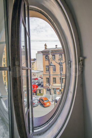 3-к. квартира, 120 м², 3/6 эт.