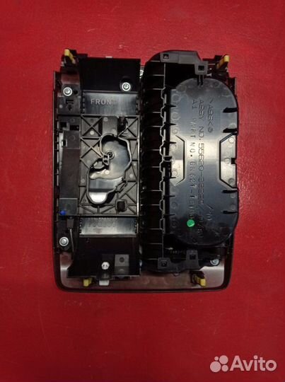 Консоль АКПП Toyota Camry AVV50 2AR-FXE 2015