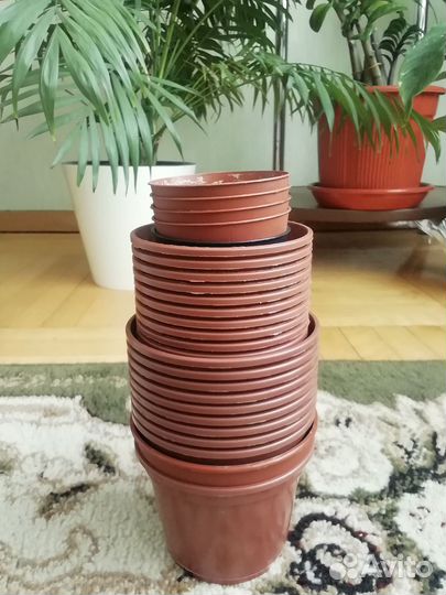 Кашпо горшок для цветов